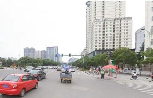 洪都北大道 近地铁 广电宿舍 停车方便 看中可议价