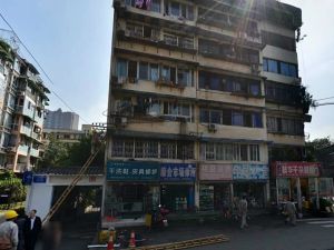 一心园2室1厅东南西北