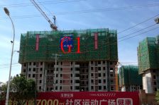 湖景房可观湖中间楼层简单装修,诚心出售,价格可谈
