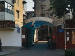 新鸿社区2室1厅东北