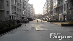 此小区交通便利、教育资源丰富,生活配套齐全