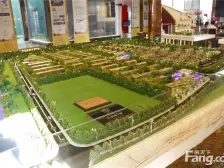 绿地朱家角1号二期 4室2厅 南 北