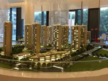 内环内滨江板块,有会所风雨连廊,四季有花四季有果。