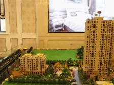 横空出世南北大一房自带花园精装修可拎包入住