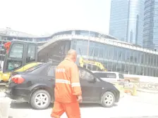 东方之门40年产权 租金高 诚意出售