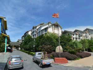 滨河小区(江安河东路下段)3室2厅东南