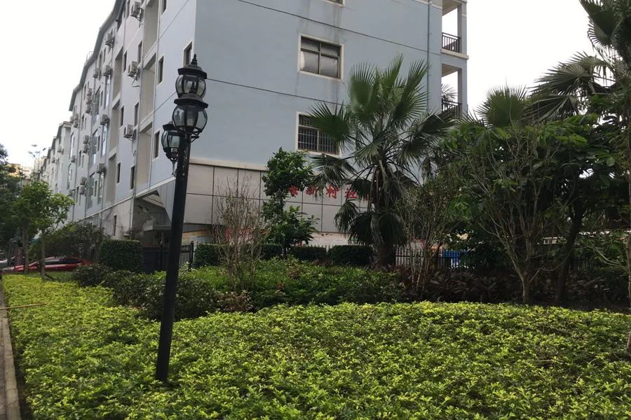 小区相关图