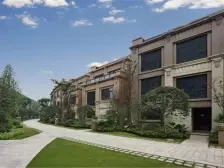 照母山 和记黄埔玥湖园一期六房750万