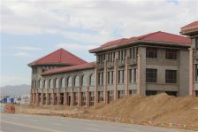 房主为人和善,如果看房合适的话可以和房主面谈