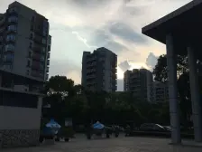 新世纪上河居 109平方江景大三房不欠款 诚心出售