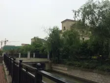 联排别墅,繁华地段,带花园,诚意出售,景观房,居家装修,交通便利,卫生间全明