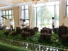 采光好,户型方正,近轻轨,大型公园旁边。