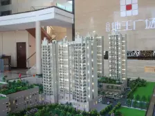 次新小区,配套完善,楼下就是商场电影院,步行街