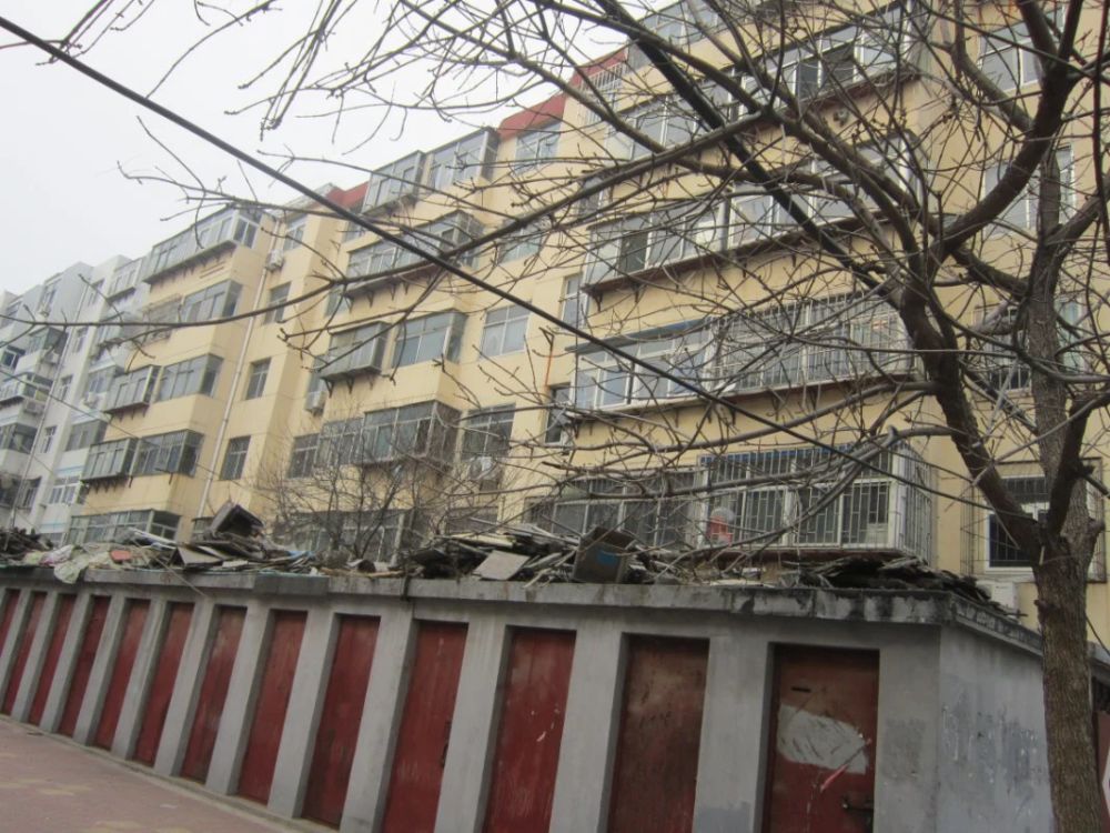 小区相关图