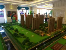 地铁口三房,户型方正,新小区,人车分流 绿化好