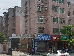 四川港建3室2厅西南