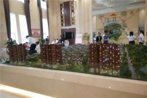 此房房本满两年,楼层好,光线充足