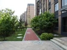 泰达青筑新上三室 好楼层 诚心出售