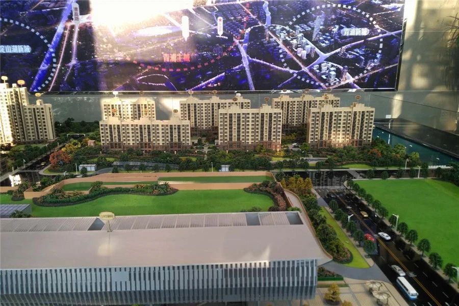 小区相关图