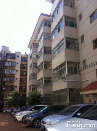 龙泉路板机厂小区实景图