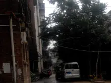 东边户,一梯四户,交通方便,随时看房