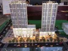 轨道环线旁,次新区,户型方正门口就是车站