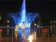 精装修,格局方正,采光充足,环境优雅,视野开阔