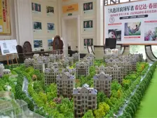 此房满二,一楼带花园,近50平,品字户型