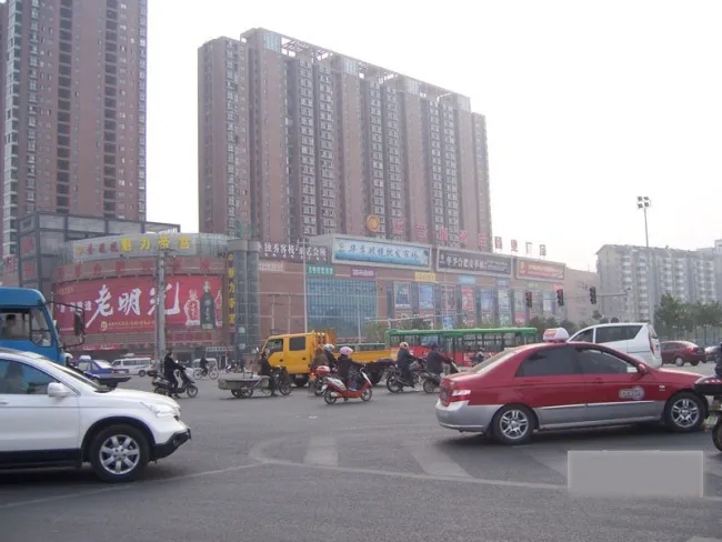 华孚城隍庙商业广场