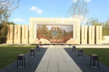 绿地海珀云翡 4室2厅 南 北