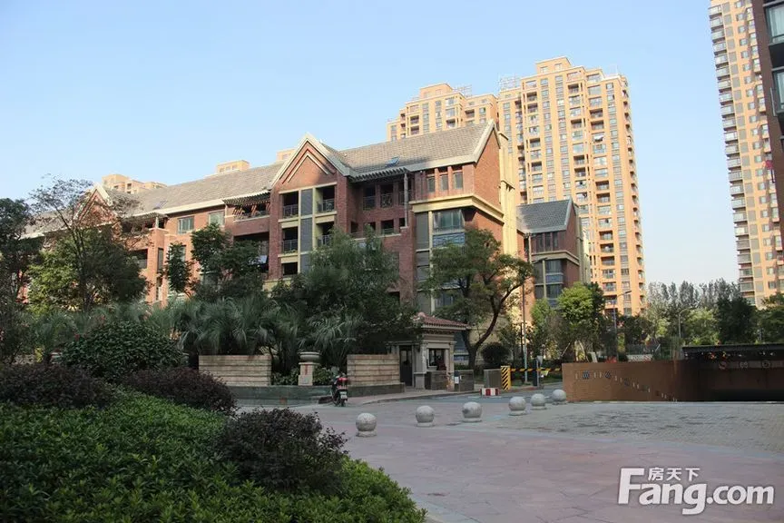 泰盈八千里别墅实景图