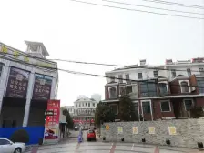 世袭领地别墅精装修,有院子,配套成熟,交通便利。