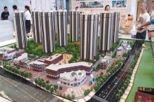 挨着中电软件园二期93平正朝南户型低楼层精装修