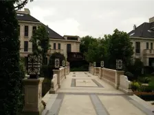 法式叠加别墅,附加185平地下室 带200平花园 看房方便