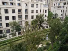 次新房,类独栋,200平大花园,使用面积大