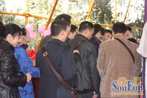 ǭ��ɽ��������2�ڻ�լ���� �ƽ��н����̸ߴ�4.7��Ԫ/�O