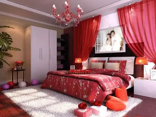 ���ײ�ͬ���С����ϲ��鷿����װ�����Ч��ͼ