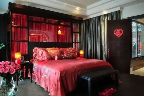 ���ײ�ͬ���С����ϲ��鷿����װ�����Ч��ͼ