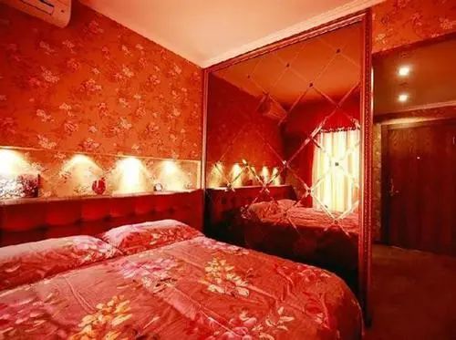 ���ײ�ͬ���С����ϲ��鷿����װ�����Ч��ͼ