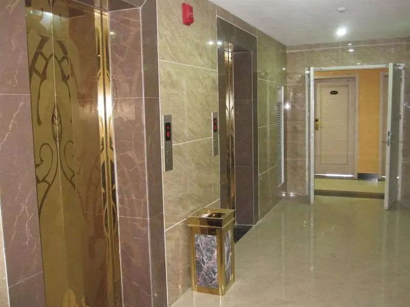 ����1999��2���Ժ����¥��