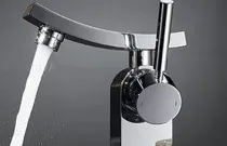 �շ�����ˮ��ͷ�۸����?ˮ��ͷ©ˮ��ôά��?
