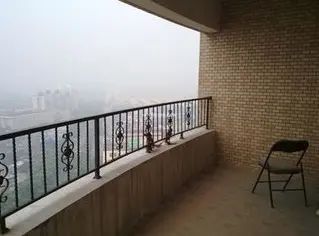 ����
