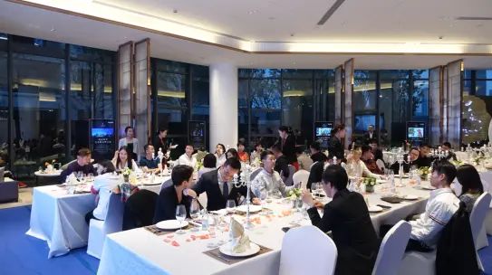 ����