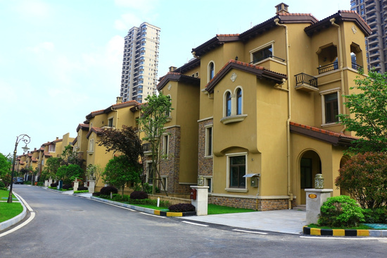 草长莺飞四月天南充碧桂园春意十足